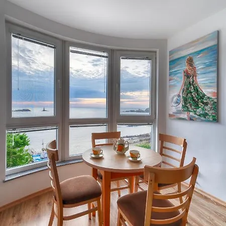 Moana Lighthouse Apartament